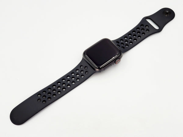Cランク】Apple Watch Nike Series 5 GPS+Cellularモデル 40mm MX3D2J