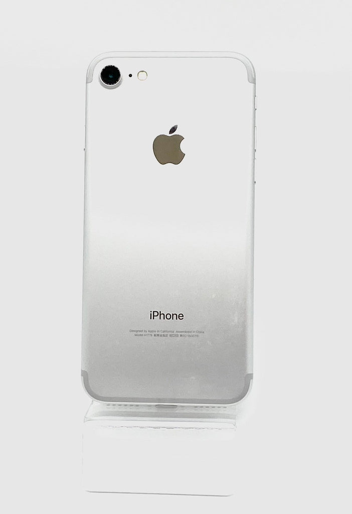 【Cランク】SIMフリー iPhone7 32GB シルバー MNCF2J/A #9254