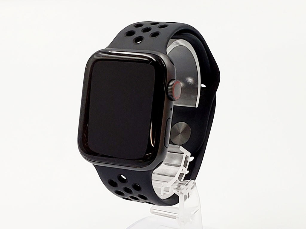 Bランク】Apple Watch Nike Series GPS+Cellularモデル 44mm M09Y3J/A スペースグレイア –  パンダモバイル
