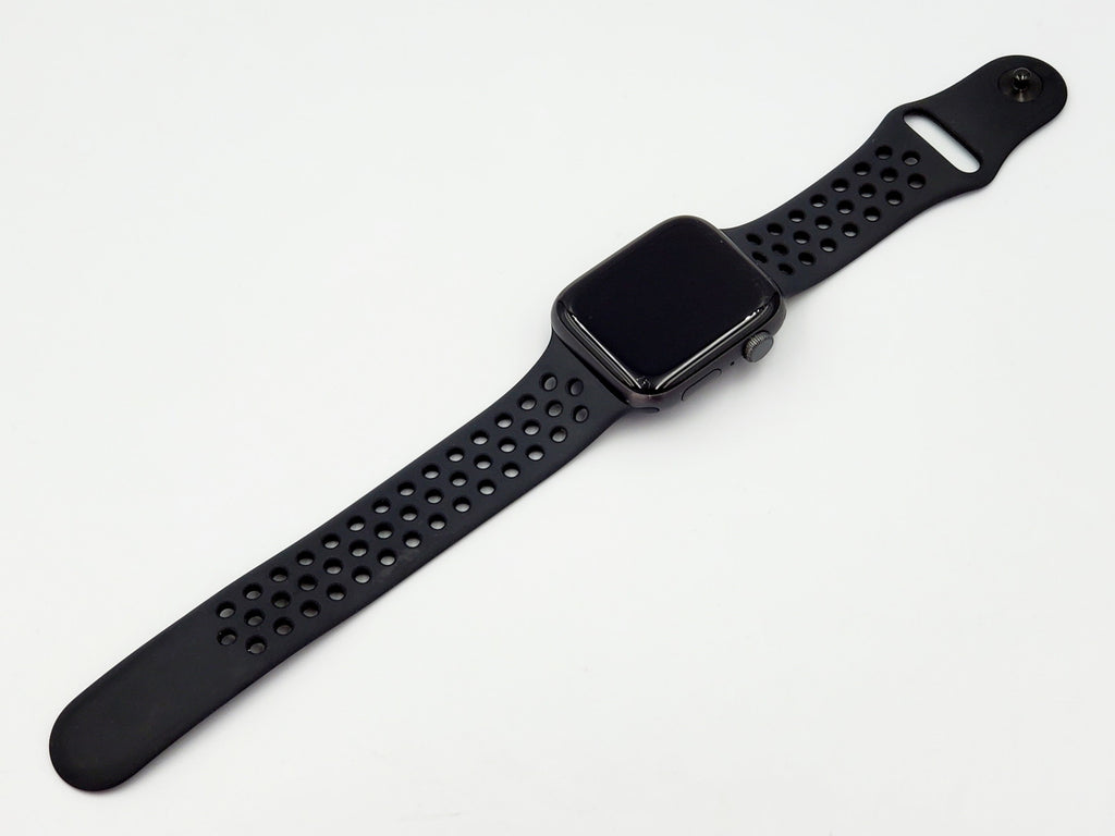 Apple Watch Nike SE Cellular 44mm 未開封新品