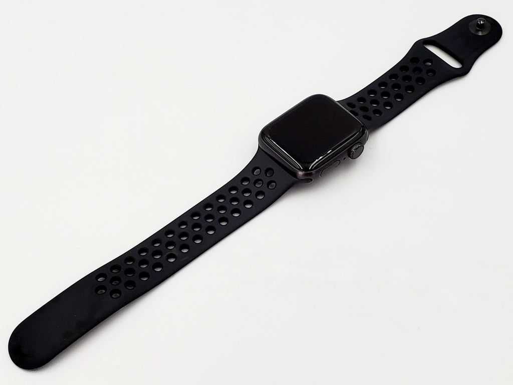 Apple Watch Nike Series 6（GPSモデル）- 40mm www.krzysztofbialy.com