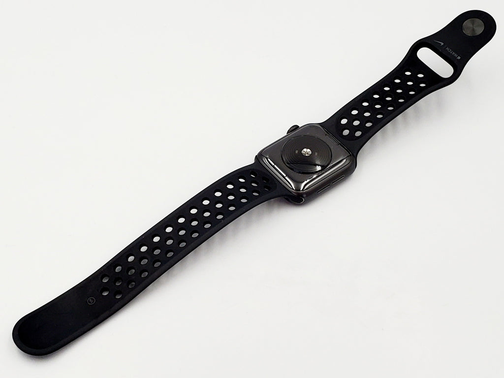 Apple Watch 3(GPS繝｢繝�繝ｫ)42mm 窶ｻ邂ｱ 蜈�髮ｻ蝎ｨ縺ゅｊ - 2