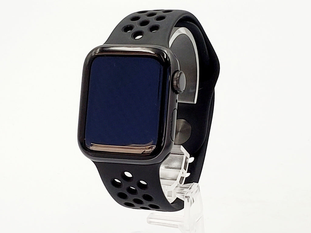 Dランク】Apple Watch Nike SE GPSモデル 40mm MKQ33J/A スペースグレイアルミニウムケース・アンスラサイ –  パンダモバイル